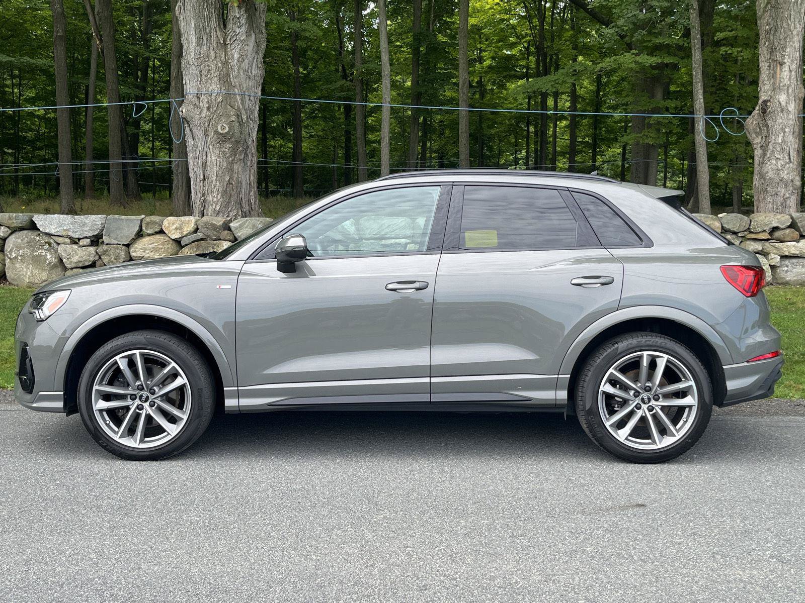 Used 2024 Audi Q3 2.0T Premium AWD/4WD image 21