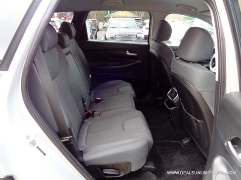 Used 2020 Hyundai Santa Fe SEL image 20