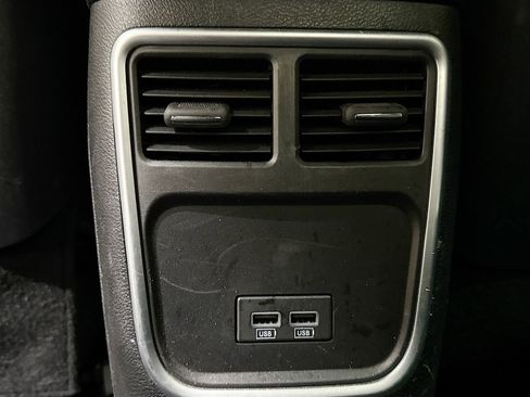 Used 2022 Dodge Charger GT image 27