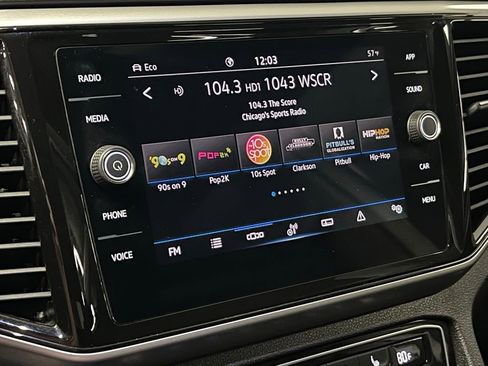 Certified 2023 Volkswagen Atlas SE w/ Panoramic Sunroof Package AWD/4WD image 30