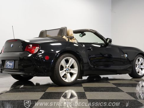 Used 2006 BMW Z4 3.0i image 27