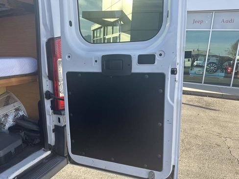 Used 2017 RAM ProMaster 1500 w/ Premium Appearance Group FWD image 19