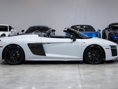 Used 2018 Audi R8 V10 plus AWD/4WD image 8