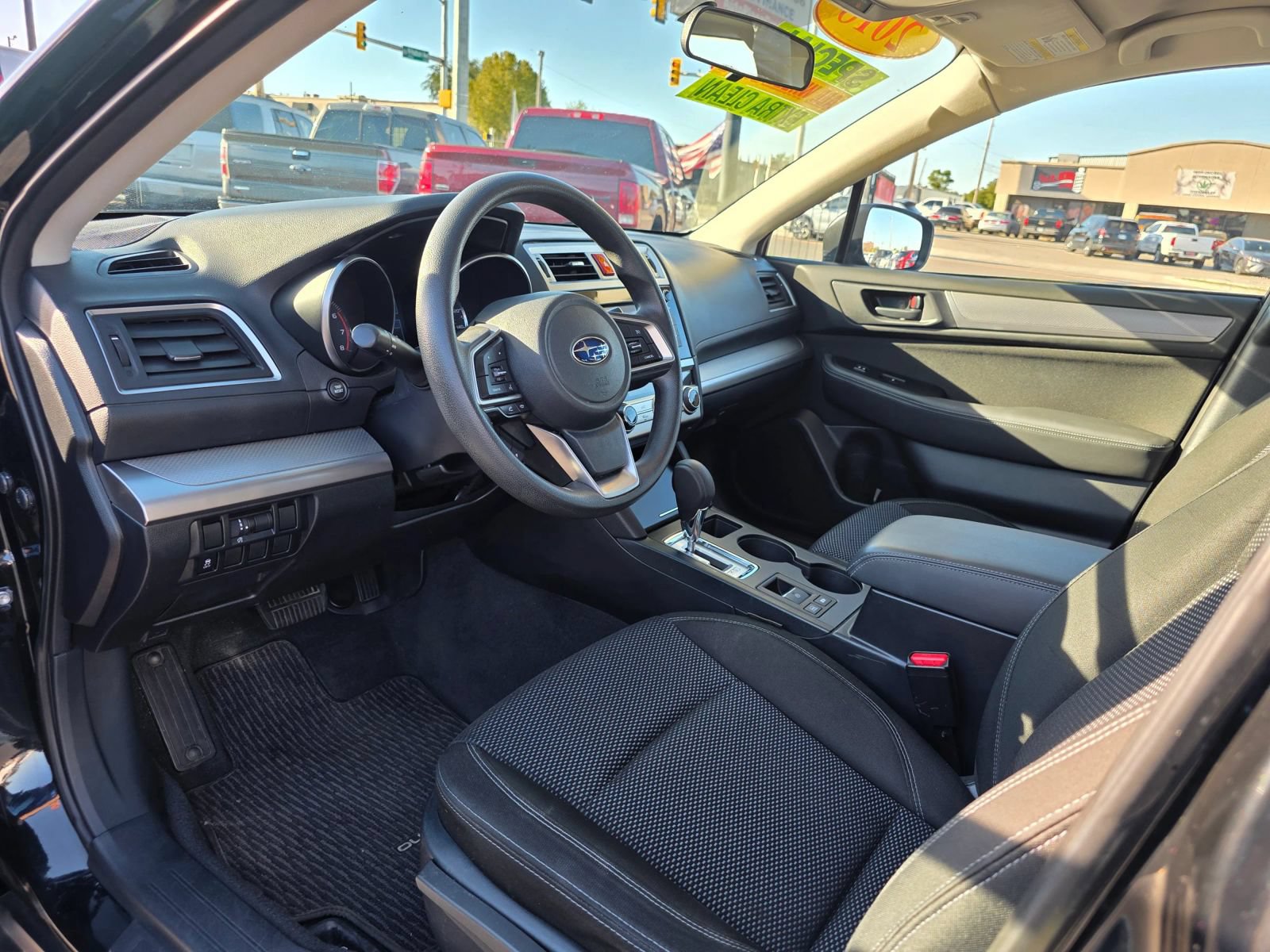 Used 2018 Subaru Outback 2.5i AWD/4WD image 11