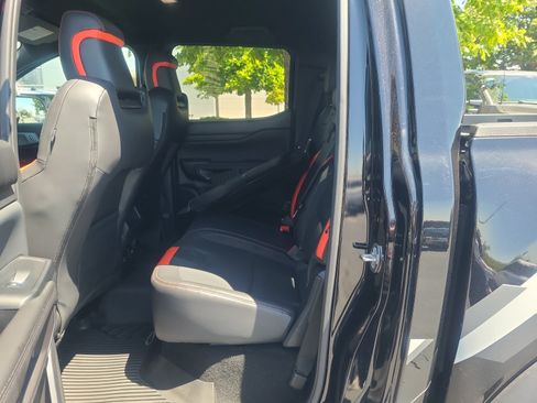 Certified 2025 Ford Ranger Raptor AWD/4WD image 17