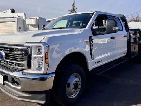 Used 2024 Ford F350 XLT image 8