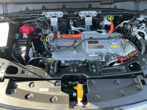 New 2026 Nissan Leaf Platinum+ image 31