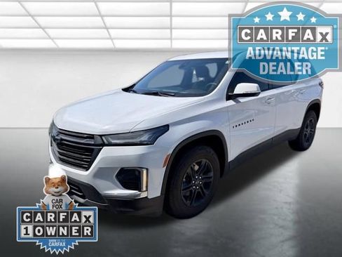 Used 2023 Chevrolet Traverse LT image 5