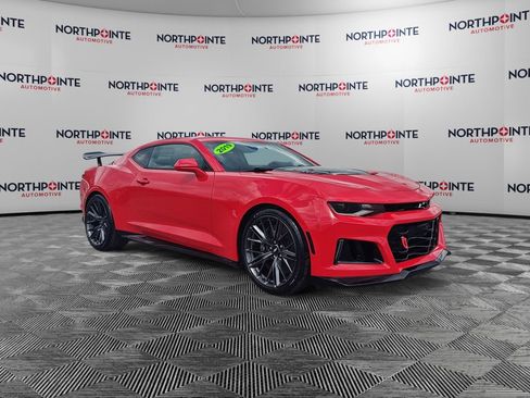 Used 2019 Chevrolet Camaro ZL1 image 1