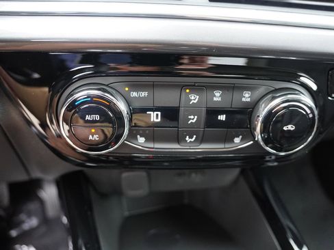 New 2026 Chevrolet Trax ACTIV FWD image 14