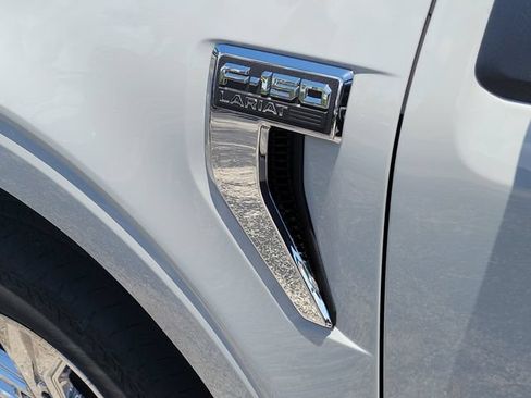 Used 2024 Ford F150 Lariat w/ Bed Utility Package AWD/4WD image 9