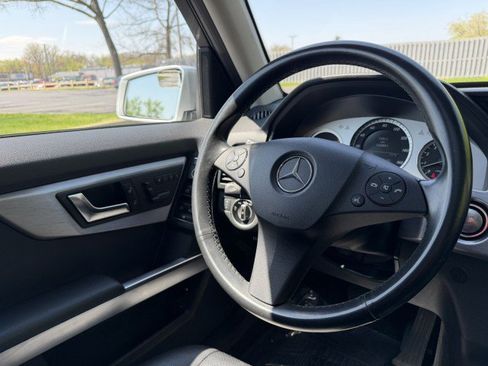 Used 2012 Mercedes-Benz GLK 350 4MATIC image 12