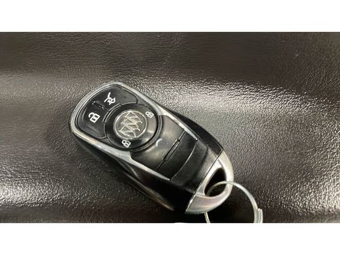 Used 2017 Buick Envision Essence AWD/4WD image 19