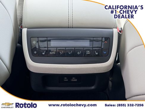 Used 2022 Nissan Pathfinder SL w/ SL Premium Package FWD image 16