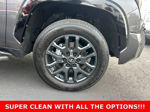 Used 2025 Toyota Tundra Platinum AWD/4WD image 8
