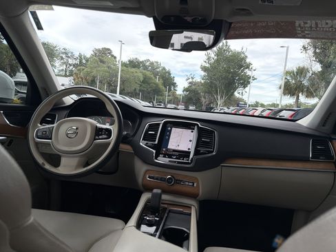 Used 2022 Volvo XC90 T8 Inscription Expression AWD/4WD image 30