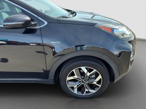 Used 2022 Kia Sportage EX w/ EX Technology Package image 22