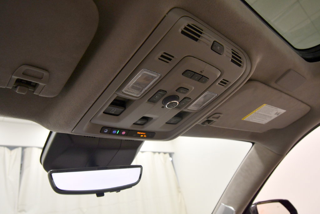 Used 2024 Cadillac Escalade ESV Sport Platinum AWD/4WD image 34