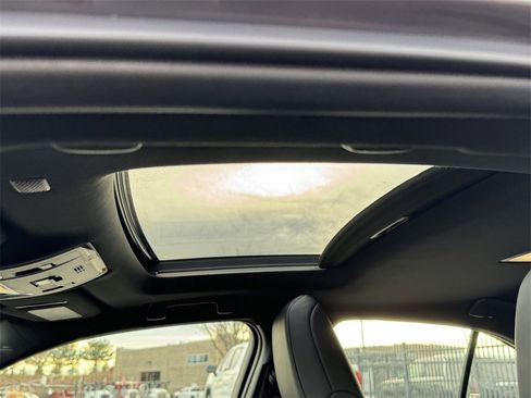 Used 2022 Lexus UX 250h w/ Premium Package image 16