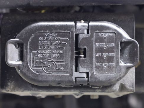 Used 2016 Ford F350 Lariat w/ Lariat Ultimate Package image 38