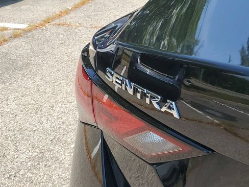 Used 2024 Nissan Sentra S FWD image 27