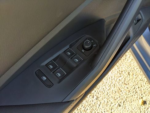 Used 2026 Volkswagen Jetta S FWD image 18