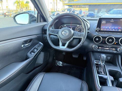 Used 2022 Nissan Sentra SR w/ Trunk Package image 22