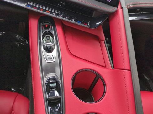 Used 2026 Chevrolet Corvette Stingray Preferred Conv w/ Z51 Performance Package RWD image 18