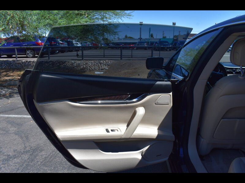Used 2016 Maserati Quattroporte S RWD image 30