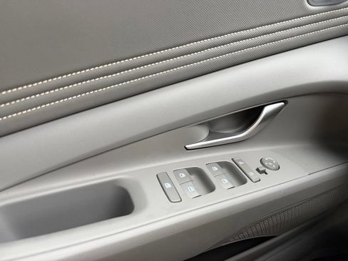 New 2026 Hyundai Elantra Sport FWD image 19
