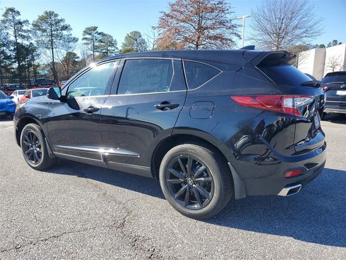 New 2026 Acura RDX SH-AWD image 7