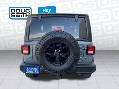Used 2022 Jeep Wrangler Sport AWD/4WD image 23