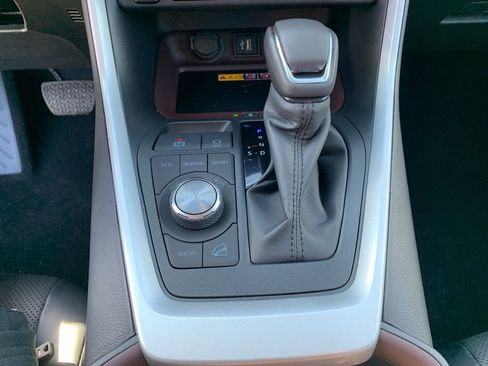 New 2025 Toyota RAV4 Limited image 23