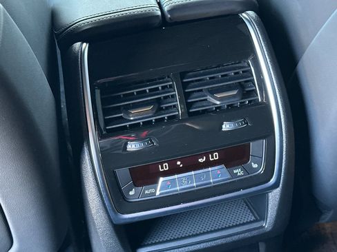Used 2024 BMW XM AWD/4WD image 14