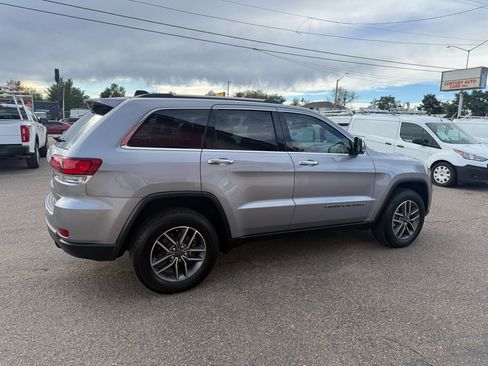 Used 2020 Jeep Grand Cherokee Limited w/ Luxury Group II image 10