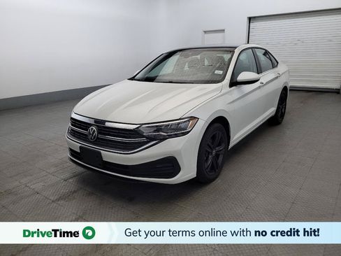 Used 2022 Volkswagen Jetta SE FWD image 1