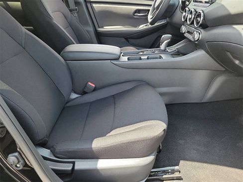 New 2025 Nissan Sentra S image 10