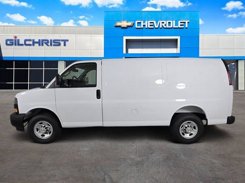 New 2026 Chevrolet Express 2500 w/ Communications Package RWD image 5
