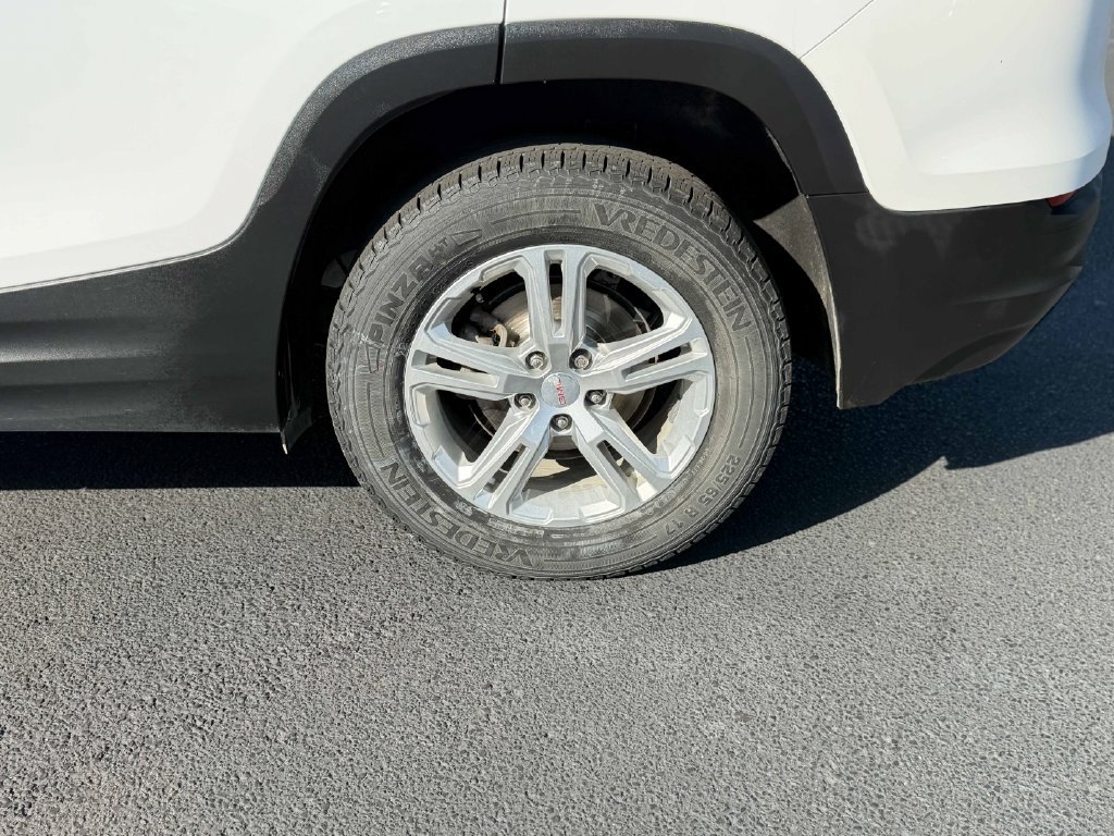 Used 2019 GMC Terrain SLE w/ Driver Convenience Package AWD/4WD image 14