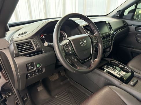 Used 2023 Honda Ridgeline Black Edition image 4