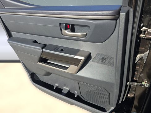 Used 2024 Toyota Tundra Limited image 20