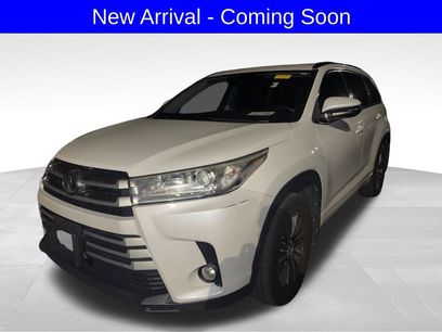 Used 2017 Toyota Highlander XLE