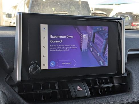 Used 2025 Toyota RAV4 XLE image 21