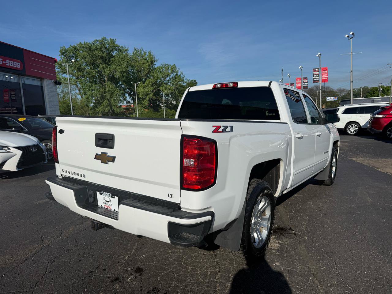 Used 2018 Chevrolet Silverado 1500 LT w/ All Star Edition AWD/4WD image 7