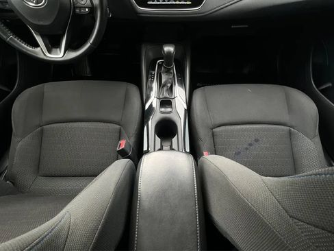 Used 2020 Toyota Corolla SE FWD image 23