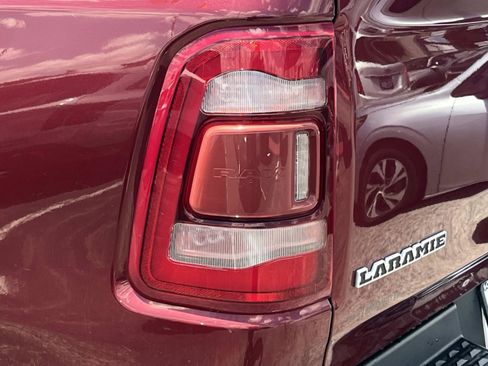 Used 2019 RAM 1500 Laramie AWD/4WD image 11