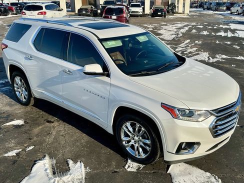 Used 2019 Chevrolet Traverse High Country image 4