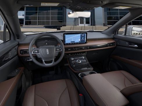 Certified 2022 Lincoln Nautilus Reserve image 9