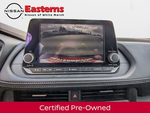 Used 2023 Nissan Rogue S image 45