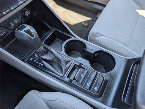 Used 2019 Hyundai Tucson SE AWD/4WD image 36